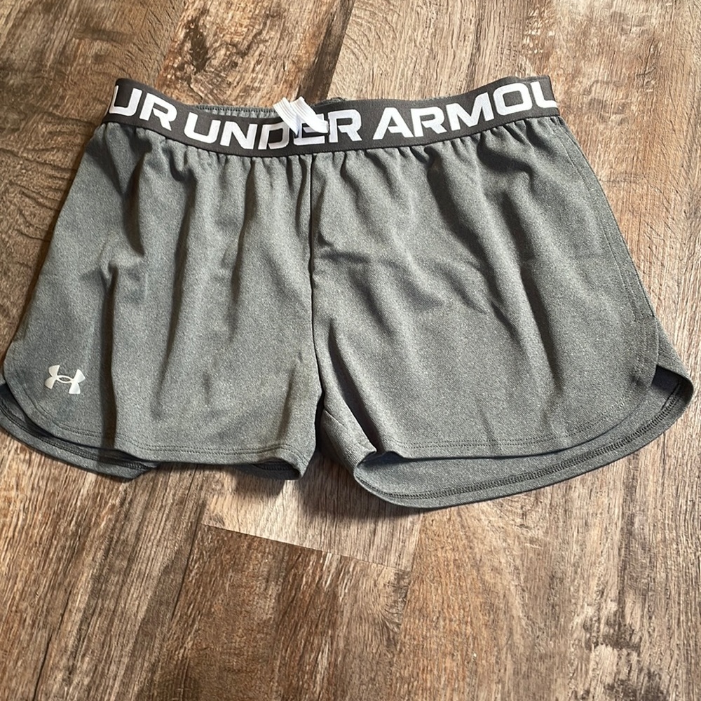 girls XL grey under armour shorts